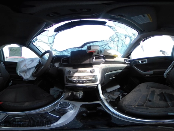 2024 Ford Explorer XLT с VIN 1FMSK8DHXRGA01982, выставлен на аукционе IAAI как лот 41593934 с пробегом 23 547 миль миль и . История ставок и продаж доступна на DreamBid. Изображение 17.