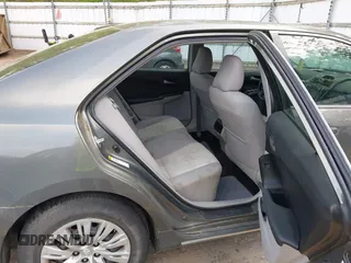 2012 Toyota Camry L z VIN 4T1BF1FK4CU530650, wystawiony jako IAAI lot #42275744 z przebiegiem 189 490 mil mil oraz . Historia ofert i sprzedaży dostępna na DreamBid. Obrazek 8.