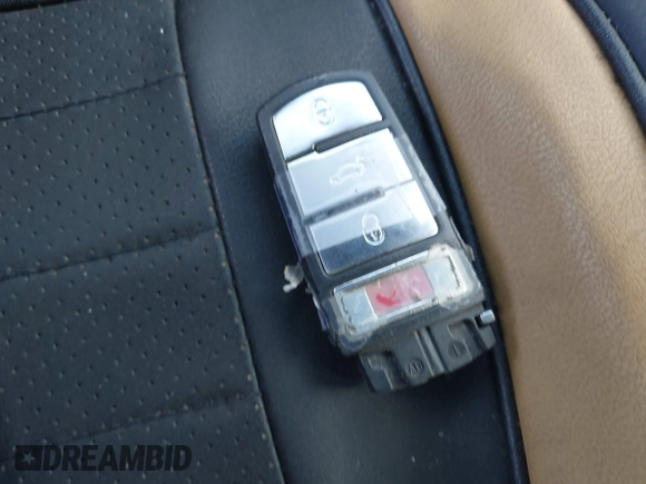 2011 Volkswagen CC Sport с VIN WVWMP7AN4BE719385, выставлен на аукционе IAAI как лот 40704729 с пробегом 147 096 миль миль и . История ставок и продаж доступна на DreamBid. Изображение 11.