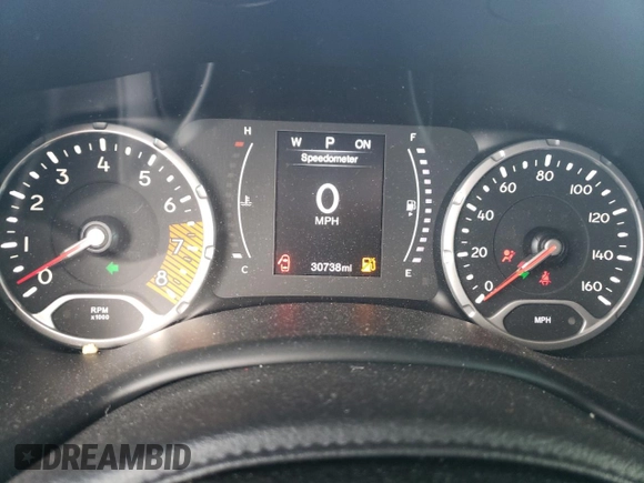 2020 Jeep Renegade Latitude with VIN ZACNJABBXLPM04037, listed as a Copart auction lot 56849225 with 30,738 mi miles and Salvage title. Bid and sale history available at DreamBid. Image 9.