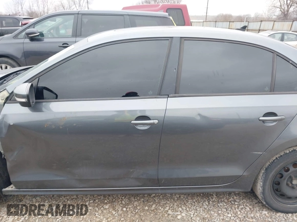 2012 Volkswagen Jetta Sedan SE w/Convenience PZEV with VIN 3VWDP7AJ1CM397004, listed as a IAAI auction lot 41563799 with 166,008 mi miles. Bid and sale history available at carsss.com. Image 15.