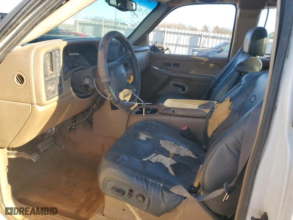 2000 Chevrolet Silverado 1500 LT with VIN 1GCEK19T0YE111021, listed as a Copart auction lot 89134345 with 331,038 mi miles and Salvage Title. Bid and sale history available at carsss.com. Image 7.