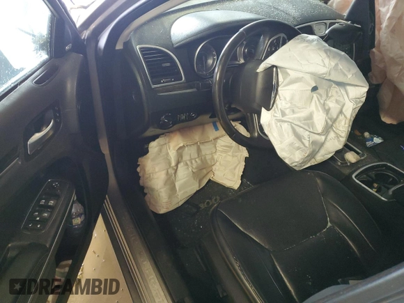 2016 Chrysler 300 with VIN 2C3CCAKG0GH198464, listed as a Copart auction lot 88877575 with 0 mi miles and Salvage Title. Bid and sale history available at carsss.com. Image 8.