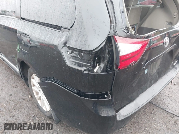 2015 Toyota Sienna Ltd with VIN 5TDDK3DC9FS124680, listed as a IAAI auction lot 41064112 with 46,876 mi miles. Bid and sale history available at carsss.com. Image 17.