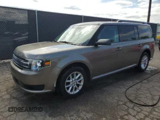 2013 Ford Flex SE z VIN 2FMGK5B87DBD24622, wystawiony jako Copart lot #57430915 z przebiegiem 133 760 mil mil oraz Czysty tytuł • Clean title. Historia ofert i sprzedaży dostępna na DreamBid. Obrazek 1.