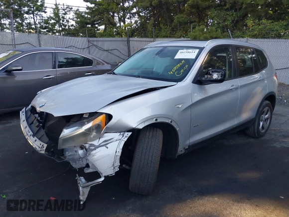 2011 BMW X3 28i with VIN 5UXWX5C5XBL706239, listed as a IAAI auction lot 40258614 with 143,079 mi miles. Bid and sale history available at carsss.com. Image 17.
