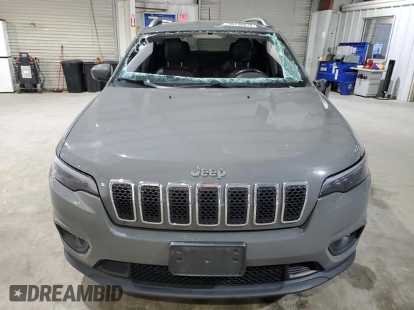 2019 Jeep Cherokee Latitude Plus with VIN 1C4PJMLB2KD368904, listed as a Copart auction lot 56776975 with 90,861 mi miles and Salvage title. Bid and sale history available at DreamBid. Image 5.