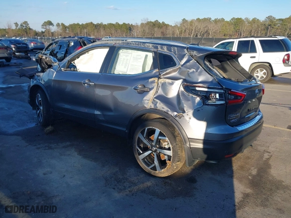 2022 Nissan Rogue Sport SL with VIN JN1BJ1CV7NW352440, listed as a IAAI auction lot 41395589 with 35,979 mi miles. Bid and sale history available at carsss.com. Image 3.
