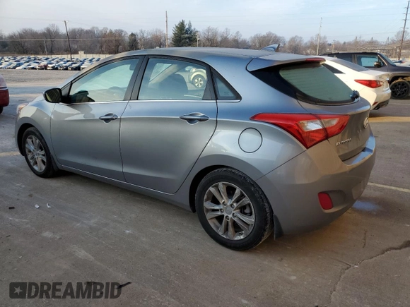 2013 Hyundai Elantra GT with VIN KMHD35LE0DU133557, listed as a Copart auction lot 82299033 with 82,138 mi miles and Salvage Title. Bid and sale history available at carsss.com. Image 2.