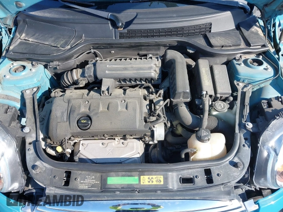 2008 MINI Hardtop with VIN WMWMF33568TT67727, listed as a IAAI auction lot 41985166 with 158,579 mi miles and . Bid and sale history available at DreamBid. Image 10.