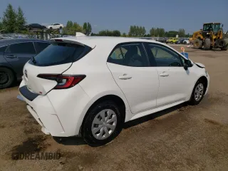 2025 Toyota Corolla Hatchback with VIN JTNK4MBEXS3233751, listed as a Copart auction lot 71455194 with 4,006 mi miles and Salvage Title. Bid and sale history available at carsss.com. Image 3.