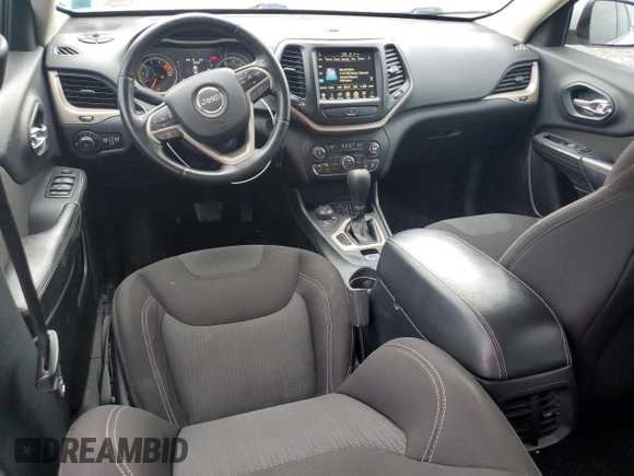 2017 Jeep Cherokee Latitude with VIN 1C4PJMCS3HW500792, listed as a Copart auction lot 65017815 with 115,644 mi miles and Clean title. Bid and sale history available at DreamBid. Image 8.