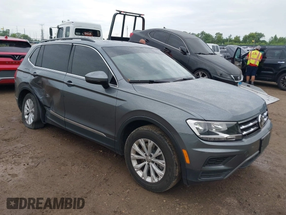 2018 Volkswagen Tiguan SEL with VIN 3VV2B7AX1JM166258, listed as a IAAI auction lot 42559513 with 36,246 mi miles and . Bid and sale history available at DreamBid. Image 1.