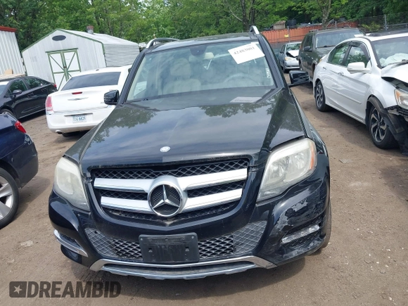 2013 Mercedes-Benz GLK 350 z VIN WDCGG5HB5DG035962, wystawiony jako IAAI lot #42483001 z przebiegiem 107 644 mil mil oraz . Historia ofert i sprzedaży dostępna na DreamBid. Obrazek 12.