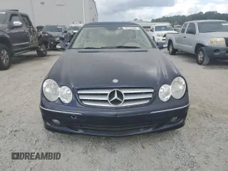 2009 Mercedes-Benz CLK-Class 3.5L with VIN WDBTK56F09T104336, listed as a Copart auction lot 72123484 with 113,718 mi miles and Clean Title. Bid and sale history available at carsss.com. Image 5.