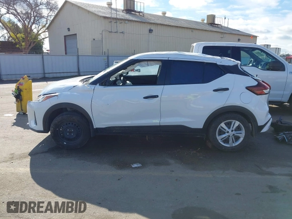 2024 Nissan Kicks S with VIN 3N1CP5BV1RL476632, listed as a IAAI auction lot 41186461 with Not Provided miles and . Bid and sale history available at carsss.com. Image 15.