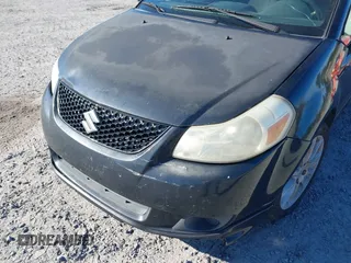 2008 Suzuki SX4 Convenience Pkg with VIN JS2YC415785101570, listed as a IAAI auction lot 41267109 with 214,841 mi miles. Bid and sale history available at carsss.com. Image 6.