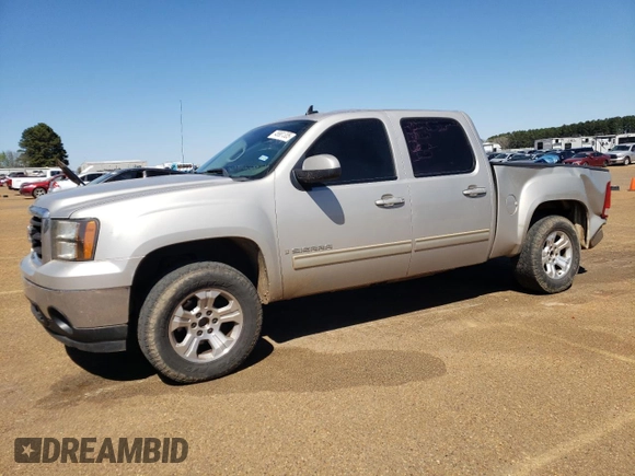 2008 GMC Sierra 1500 SLT с VIN 2GTEC13JX81164802, выставлен на аукционе Copart как лот 49981305 с пробегом 309 705 миль миль и Списание • Salvage title. История ставок и продаж доступна на DreamBid. Изображение 1.