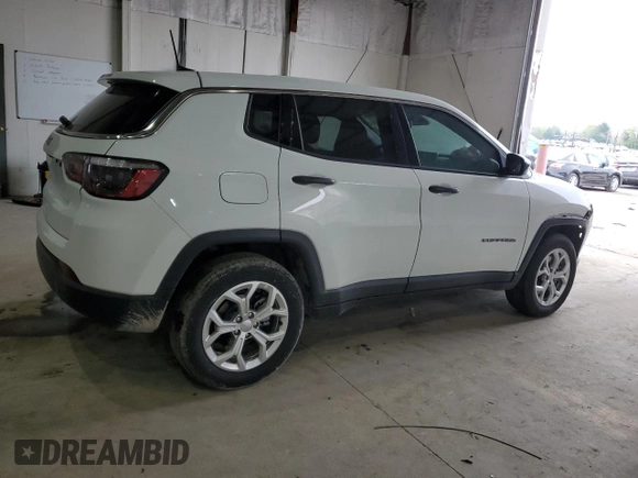 2024 Jeep Compass Sport с VIN 3C4NJDAN2RT145173, выставлен на аукционе Copart как лот 52393345 с пробегом 9 322 миль миль и Списание • Salvage title. История ставок и продаж доступна на DreamBid. Изображение 3.