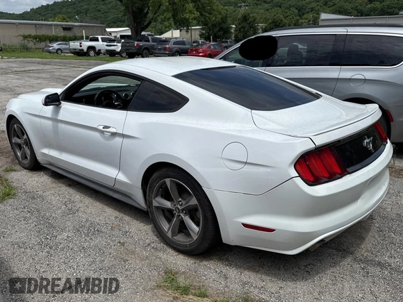 2016 Ford Mustang V6 with VIN 1FA6P8AM6G5336289, listed as a Copart auction lot 60267765 with 104,913 mi miles and Clean title. Bid and sale history available at DreamBid. Image 3.