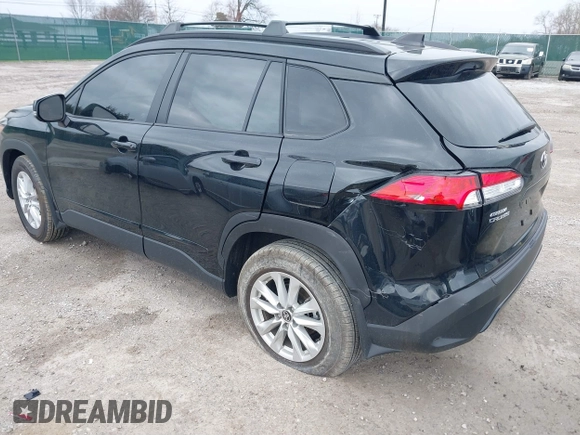 2024 Toyota Corolla Cross LE z VIN 7MUBAABG3RV103760, wystawiony jako IAAI lot #41870105 z przebiegiem 7 544 mil mil oraz . Historia ofert i sprzedaży dostępna na DreamBid. Obrazek 3.
