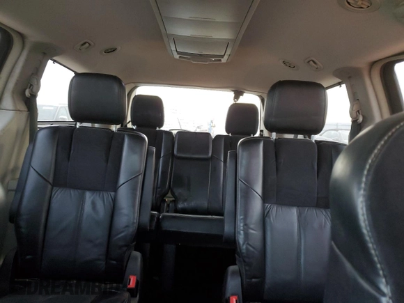 2011 Chrysler Town & Country Limited with VIN 2A4RR6DG4BR616911, listed as a Copart auction lot 83353704 with 204,731 mi miles and Clean Title. Bid and sale history available at carsss.com. Image 10.