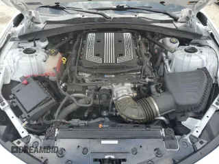 2023 Chevrolet Camaro ZL1 z VIN 1G1FK1R60P0105089, wystawiony jako Copart lot #51272845 z przebiegiem 22 478 mil mil oraz Szkody całkowita. Historia ofert i sprzedaży dostępna na DreamBid. Obrazek 11.