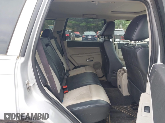 2009 Jeep Grand Cherokee Limited with VIN 1J8HR58T39C529094, listed as a IAAI auction lot 42642778 with 132,103 mi miles and . Bid and sale history available at DreamBid. Image 8.