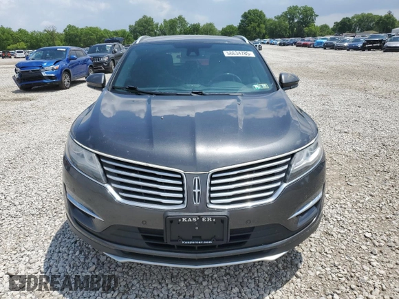 2017 Lincoln MKC Reserve with VIN 5LMTJ3DH9HUL45116, listed as a Copart auction lot 58634785 with 87,479 mi miles and Salvage title. Bid and sale history available at DreamBid. Image 5.