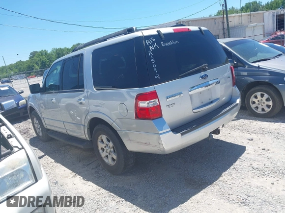 2010 Ford Expedition SSV with VIN 1FMJU1F53AEA15092, listed as a IAAI auction lot 42267927 with 228,845 mi miles and . Bid and sale history available at DreamBid. Image 3.