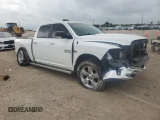 2015 Ram 1500 Big Horn z VIN 1C6RR6LT3FS561948, wystawiony jako Copart lot #54921595 z przebiegiem 89 261 mil mil oraz Szkoda całkowita • Salvage title. Historia ofert i sprzedaży dostępna na DreamBid. Obrazek 4.