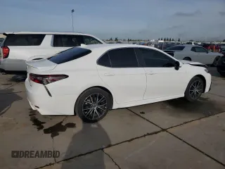 2022 Toyota Camry SE with VIN 4T1T11AK5NU645092, listed as a Copart auction lot 49741835 with 35,366 mi miles and Salvage Title. Bid and sale history available at carsss.com. Image 3.