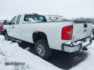 2009 Chevrolet Silverado 3500HD with VIN 1GCHC79K69E151898, listed as a IAAI auction lot 41489796 with 222,025 mi miles and . Bid and sale history available at DreamBid. Image 3.