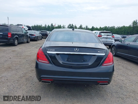 2015 Mercedes-Benz S 550 with VIN WDDUG8FB7FA162558, listed as a IAAI auction lot 42470086 with 104,992 mi miles and . Bid and sale history available at DreamBid. Image 17.
