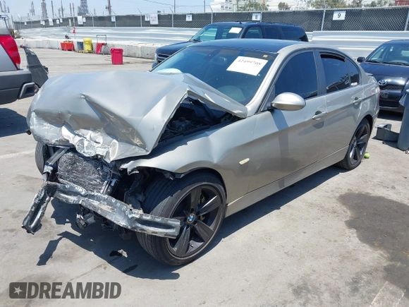 2007 BMW 3 Series 335i with VIN WBAVB73527VH21692, listed as a IAAI auction lot 42499708 with 126,298 mi miles and . Bid and sale history available at DreamBid. Image 2.