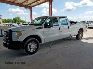 2016 Ford F-250 XL z VIN 1FT7W2A65GEA26456, wystawiony jako Copart lot #59319105 z przebiegiem 136 713 mil mil oraz Czysty tytuł • Clean title. Historia ofert i sprzedaży dostępna na DreamBid. Obrazek 1.