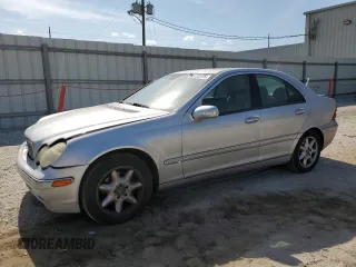 2004 Mercedes-Benz C 240 с VIN WDBRF61JX4E018433, выставлен на аукционе Copart как лот 55732155 с пробегом 155 516 миль миль и Списание • Salvage title. История ставок и продаж доступна на DreamBid. Изображение 1.