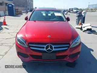 2018 Mercedes-Benz C 300 with VIN 55SWF4JB4JU264839, listed as a IAAI auction lot 42500465 with 28,115 mi miles and . Bid and sale history available at DreamBid. Image 6.