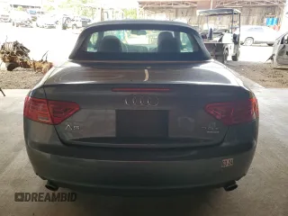 2013 Audi A5 Premium Plus z VIN WAULFAFH8DN003166, wystawiony jako Copart lot #51635015 z przebiegiem 73 022 mil mil oraz Szkoda całkowita • Salvage title. Historia ofert i sprzedaży dostępna na DreamBid. Obrazek 6.