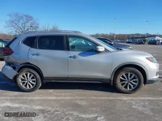 2020 Nissan Rogue SV with VIN JN8AT2MV8LW122088, listed as a IAAI auction lot 41404814 with 120,624 mi miles. Bid and sale history available at carsss.com. Image 13.