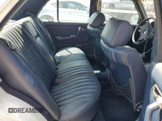 1985 Mercedes-Benz 300 с VIN WDBAB33CXFA213383, выставлен на аукционе Copart как лот 69298974 с пробегом 171 111 миль миль и Списание • Salvage title. История ставок и продаж доступна на DreamBid. Изображение 10.