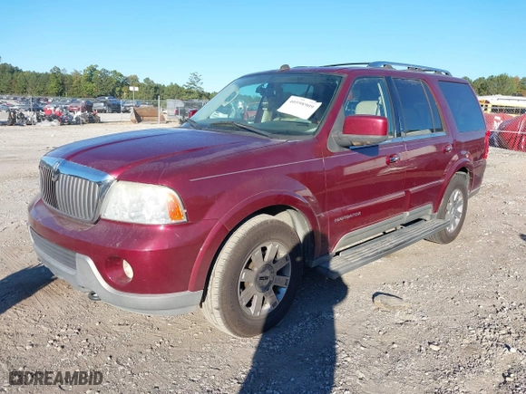 2004 Lincoln Navigator Luxury with VIN 5LMFU27R64LJ13317, listed as a IAAI auction lot 40598909 with 240,131 mi miles. Bid and sale history available at carsss.com. Image 2.
