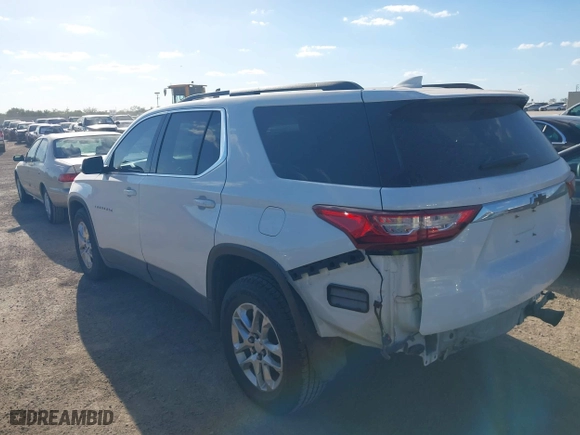 2019 Chevrolet Traverse LT Leather with VIN 1GNERHKW2KJ235242, listed as a IAAI auction lot 40596424 with 97,979 mi miles. Bid and sale history available at carsss.com. Image 3.