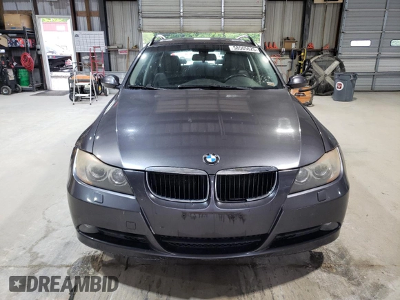 2006 BMW 3 Series 325xi z VIN WBAVT13526KW23463, wystawiony jako Copart lot #58505625 z przebiegiem 151 379 mil mil oraz Szkoda całkowita • Salvage title. Historia ofert i sprzedaży dostępna na DreamBid. Obrazek 5.
