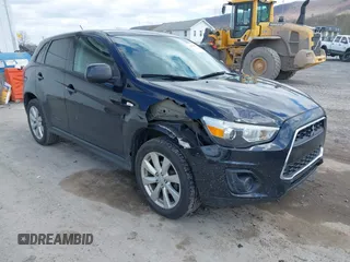 2015 Mitsubishi Outlander Sport ES with VIN 4A4AP3AU4FE051458, listed as a IAAI auction lot 41978073 with 145,305 mi miles. Bid and sale history available at carsss.com. Image 6.