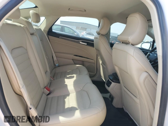 2015 Ford Fusion SE z VIN 3FA6P0HD2FR293024, wystawiony jako Copart lot #51155095 z przebiegiem 108 160 mil mil oraz Czysty tytuł • Clean title. Historia ofert i sprzedaży dostępna na DreamBid. Obrazek 10.
