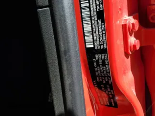 2021 Jeep Renegade Sport z VIN ZACNJDABXMPN09892, wystawiony jako Copart lot #48616195 z przebiegiem 41 788 mil mil oraz Czysty tytuł • Clean title. Historia ofert i sprzedaży dostępna na DreamBid. Obrazek 13.
