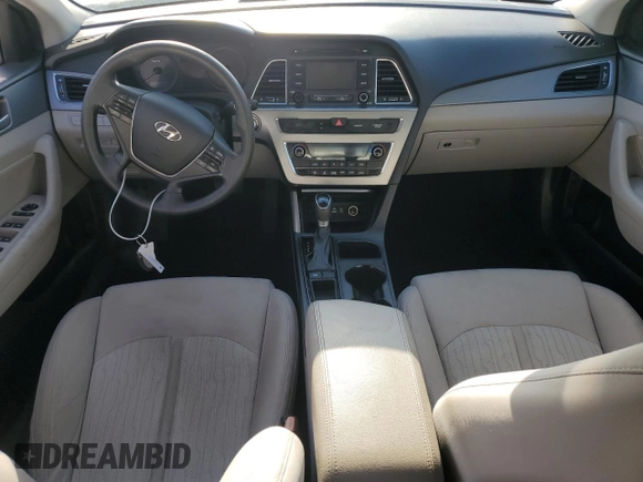 2016 Hyundai Sonata Hybrid SE with VIN KMHE24L10GA038677, listed as a Copart auction lot 51823625 with 62,130 mi miles and Clean Title. Bid and sale history available at carsss.com. Image 8.