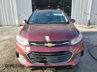 2017 Chevrolet Trax LT with VIN 3GNCJLSB1HL130305, listed as a Copart auction lot 53644595 with 97,128 mi miles and Salvage Title. Bid and sale history available at carsss.com. Image 5.