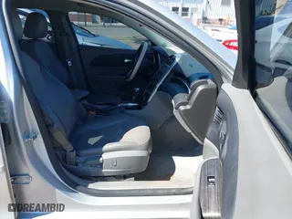 2015 Chevrolet Malibu LT with VIN 1G11D5SL1FF270138, listed as a IAAI auction lot 41810809 with 145,735 mi miles. Bid and sale history available at carsss.com. Image 5.